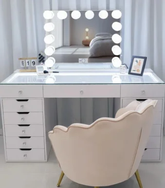 Dressing Table with Mirror